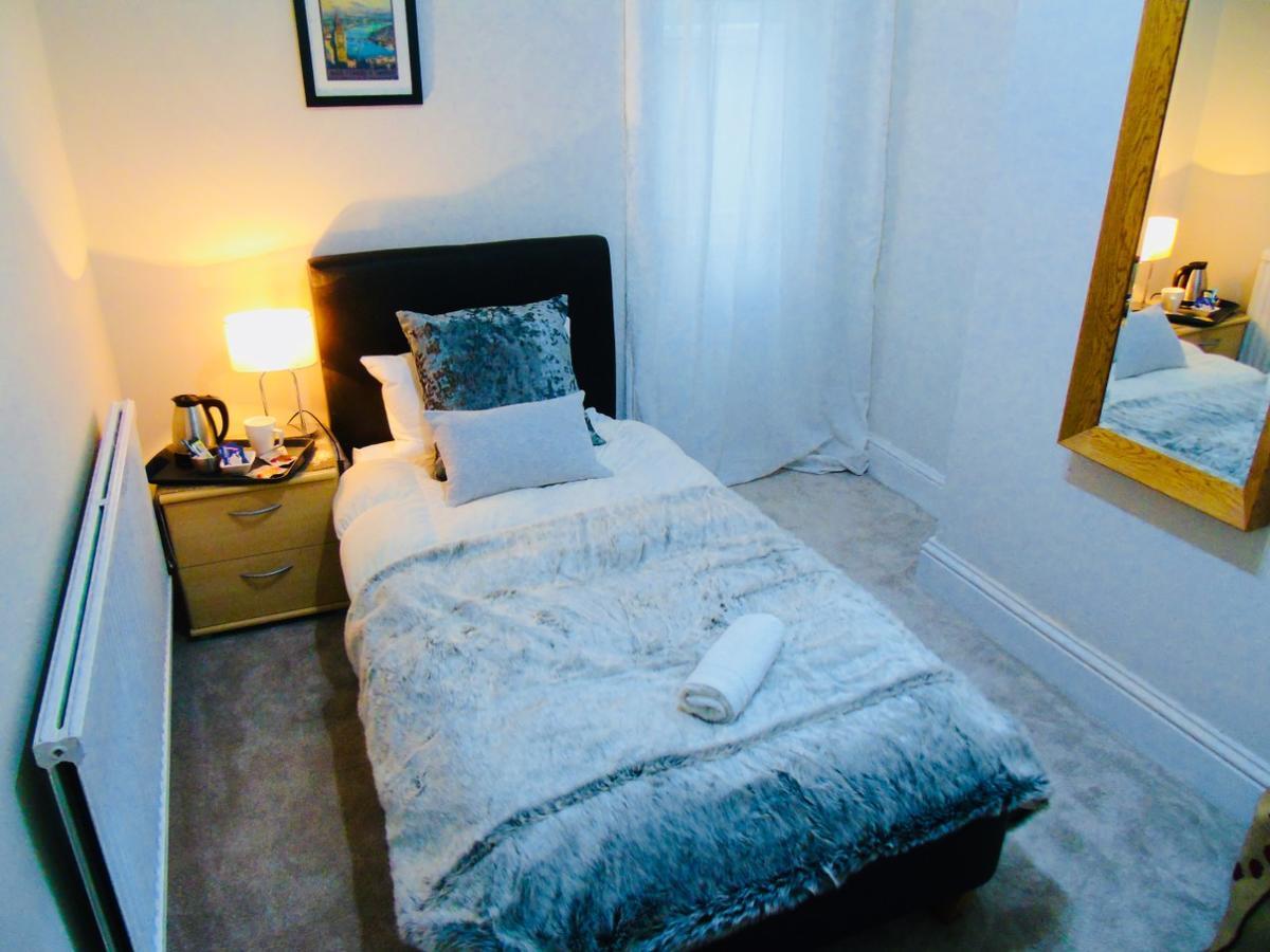 Willows - Cardiff Guest House Kültér fotó